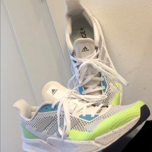 ADIDAS Men's (US 12.5) X9000l2 White + Neon Running Shoe 👟👟 *NEVER BEEN WORN*
